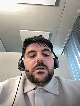 Sex-10-10 online show from December 2025 10:47:01 AM