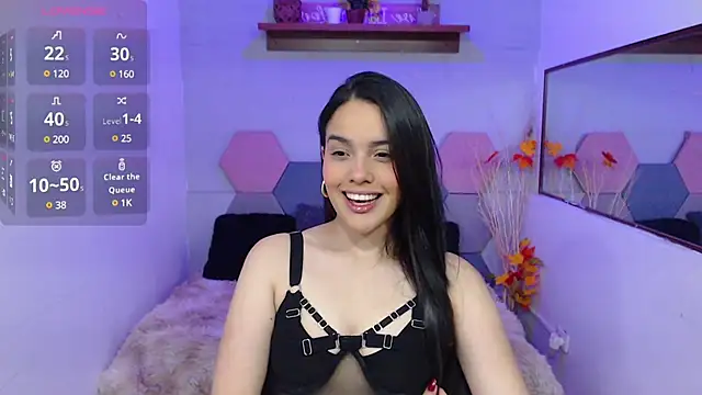 Lana Pearce online show from February 2025 01:21:01 PM