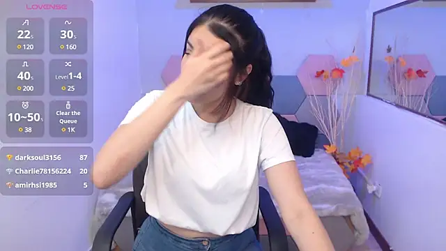 Lana Pearce online show from March 2025 06:29:02 PM