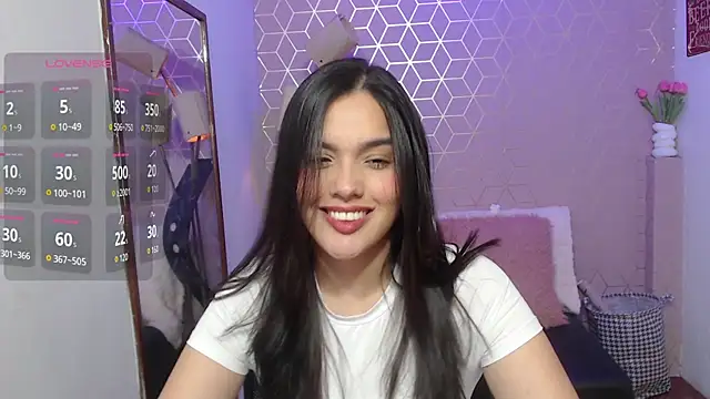 Lana Pearce online show from October 2025 03:57:02 PM