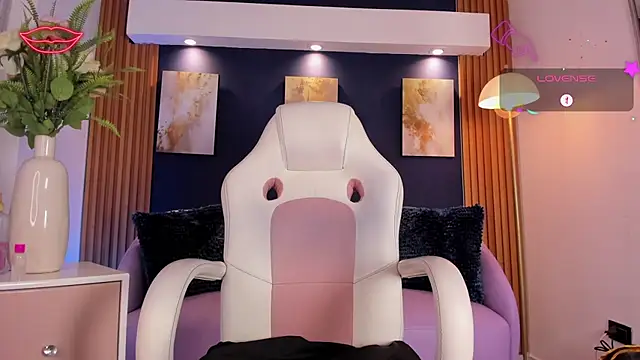 Stefy Harris online show from April 2026 03:24:02 AM