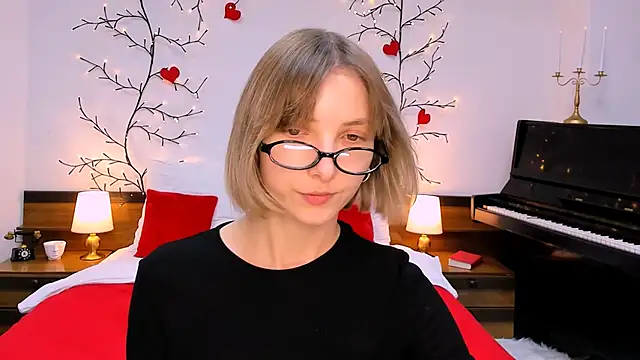 dej4vue online show from March 2025 04:45:01 PM