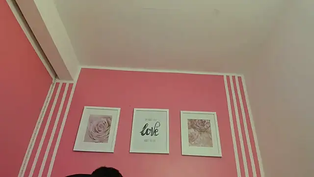 Amelia Royer online show from March 2025 12:29:01 PM