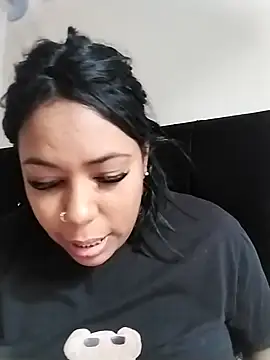 Snapshot of emma_purple_ chatting on November 2025 07:36:01 PM emma purple online show from November 2025 07:36:01 PM