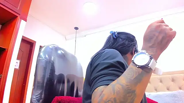 Snapshot of emma_purple_ chatting on November 2025 05:35:01 PM emma purple online show from November 2025 05:35:01 PM