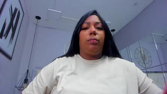 Snapshot of emma_purple_ chatting on October 2025 12:48:01 PM emma purple online show from October 2025 12:48:01 PM