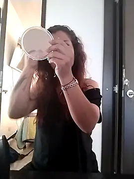 Snapshot of Cielo_carpentier69 chatting on September 2025 01:57:02 PM Cielo carpentier69 online show from September 2025 01:57:02 PM