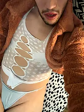 Snapshot of yaxxx03 chatting on November 2025 07:36:01 PM yaxxx03 online show from November 2025 07:36:01 PM