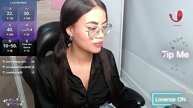 Snapshot of Sussan_love01 chatting on March 2025 08:18:02 PM Sussan love01 online show from March 2025 08:18:02 PM