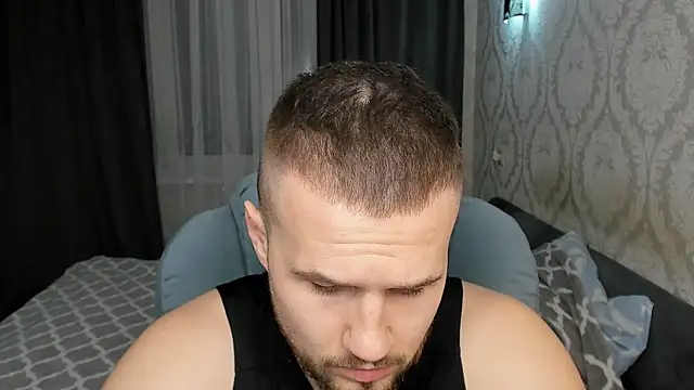 Vladik b online show from February 2025 05:41:01 PM