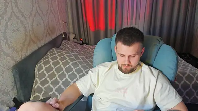 Vladik b online show from March 2026 06:36:01 PM