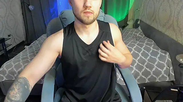 Vladik b online show from February 2025 08:42:02 PM