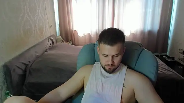 Snapshot of Vladik_b chatting on June 2026 08:53:02 AM Vladik b online show from June 2026 08:53:02 AM