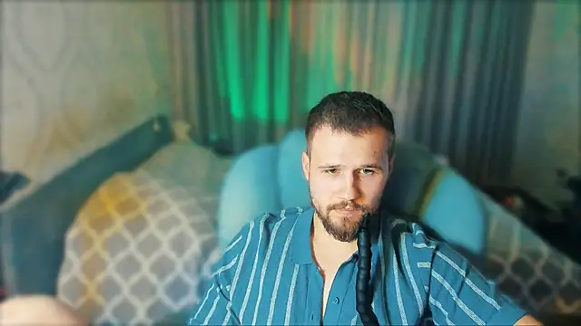 Vladik b online show from February 2026 06:08:01 PM