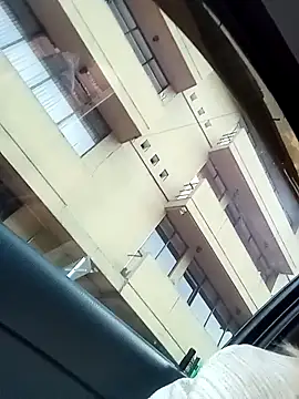 CandieGilson   online show from September 2025 11:26:01 AM