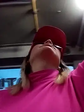 CandieGilson   online show from September 2025 10:43:02 AM