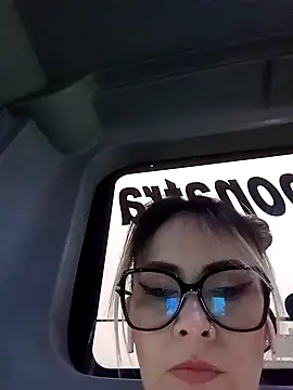 CandieGilson   online show from September 2025 11:13:01 AM