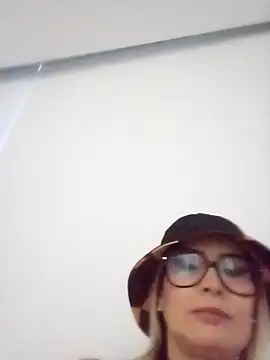 Snapshot of CandieGilson__ chatting on November 2025 11:36:02 AM CandieGilson online show from November 2025 11:36:02 AM