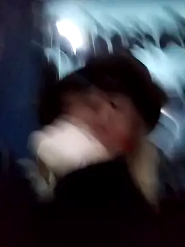 CandieGilson   online show from September 2025 10:52:01 AM