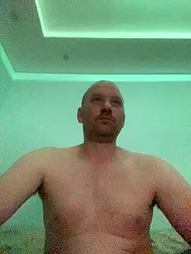 Snapshot of Krzysiekg123 chatting on December 2025 07:41:01 PM Krzysiekg123 online show from December 2025 07:41:01 PM