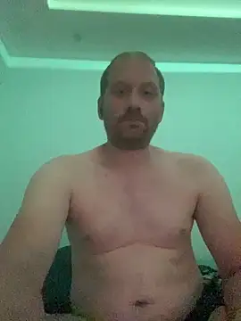Krzysiekg123 online show from September 2025 10:31:02 PM