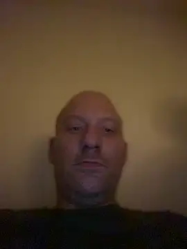 Krzysiekg123 online show from February 2025 07:32:02 PM