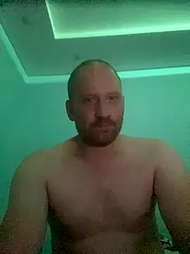 Krzysiekg123 online show from October 2025 09:27:01 PM