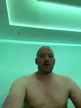 Krzysiekg123 online show from September 2025 10:05:01 PM