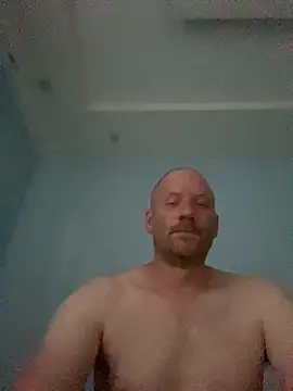 Krzysiekg123 online show from October 2025 04:19:02 PM