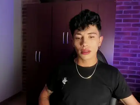 Ianwayne online show from November 2025 08:09:01 PM