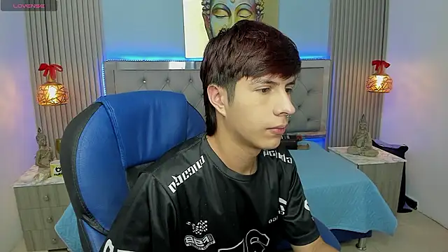 Estiv18  online show from January 2026 05:22:02 AM