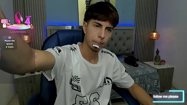 Estiv18  online show from December 2025 06:37:02 AM