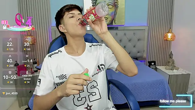 Estiv18  online show from December 2025 03:32:02 PM