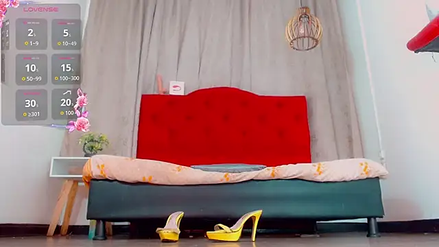 katha Crawford online show from October 2025 07:13:02 PM