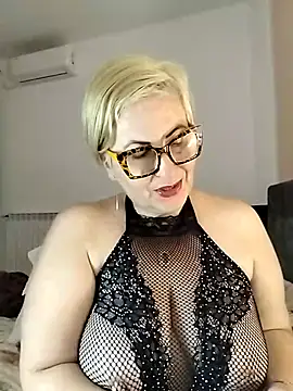 Pumabionda online show from November 2025 10:25:02 PM