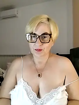 Pumabionda online show from November 2025 09:52:01 PM