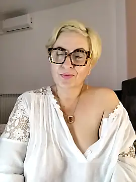 Pumabionda online show from November 2025 10:21:02 PM