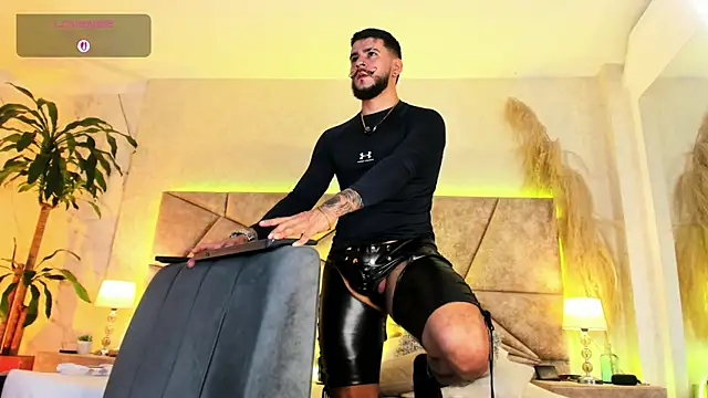 DickGriffith  online show from November 2025 11:04:01 AM