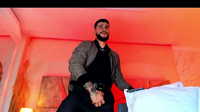 Snapshot of DickGriffith_ chatting on January 2026 12:30:01 PM DickGriffith online show from January 2026 12:30:01 PM