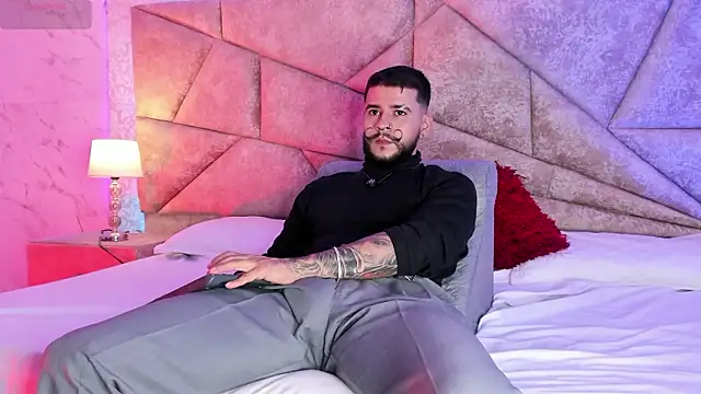 Snapshot of DickGriffith_ chatting on February 2026 10:28:02 AM DickGriffith online show from February 2026 10:28:02 AM