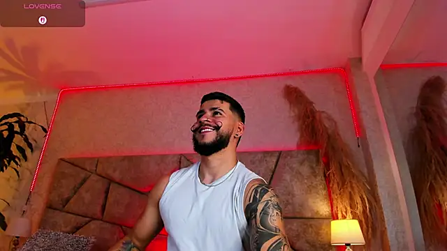 DickGriffith  online show from November 2025 07:51:02 PM