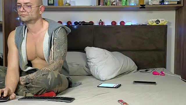 Snapshot of JackAdelaide chatting on January 2026 11:08:01 PM JackAdelaide online show from January 2026 11:08:01 PM