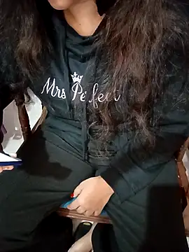 Mannat-222 online show from November 2025 01:27:02 AM