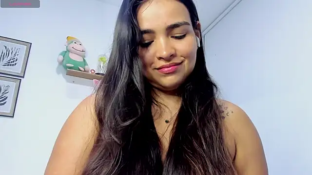 Snapshot of sarita_bigbooty_ chatting on June 2026 10:09:01 AM sarita bigbooty online show from June 2026 10:09:01 AM