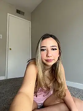 angelicasn0w online show from February 2026 03:08:02 PM