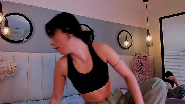 Snapshot of alice_lodge chatting on December 2025 03:05:02 AM alice lodge online show from December 2025 03:05:02 AM