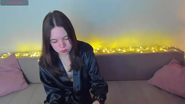 Chio Mio online show from March 2025 01:29:01 PM