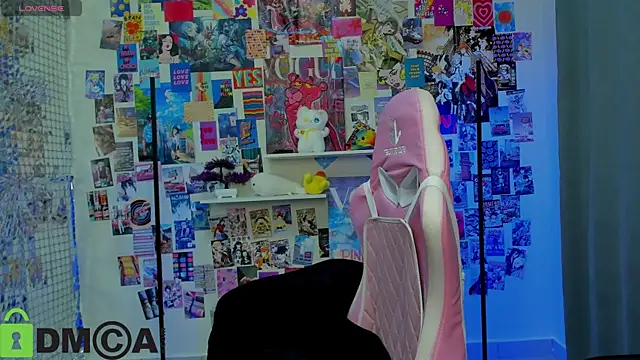 Chio Mio online show from October 2025 02:37:02 AM