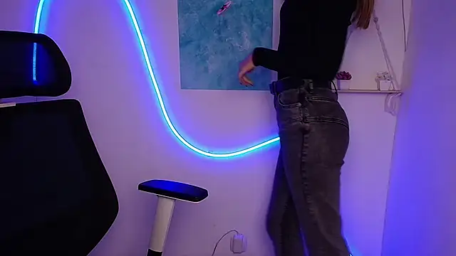 Dana flowers online show from October 2025 05:20:01 AM