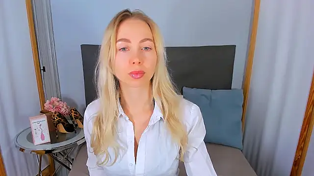 MargaritaRose online show from March 2026 06:31:01 AM